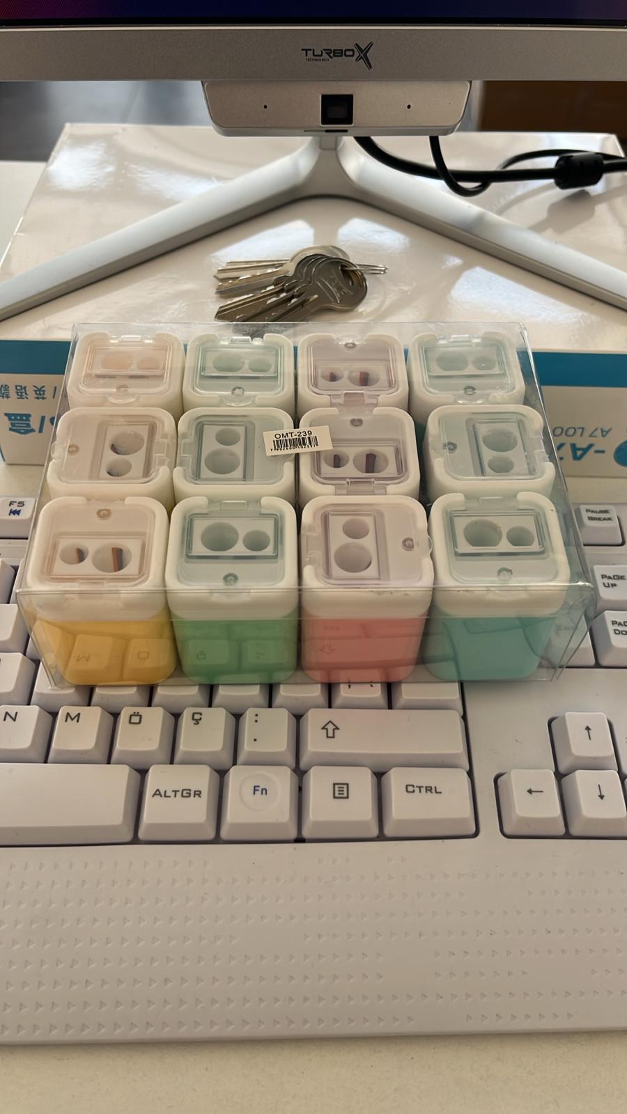 OMT 239 KAPAKLI ÇİFT HAZNELİ KALEMTRAŞ