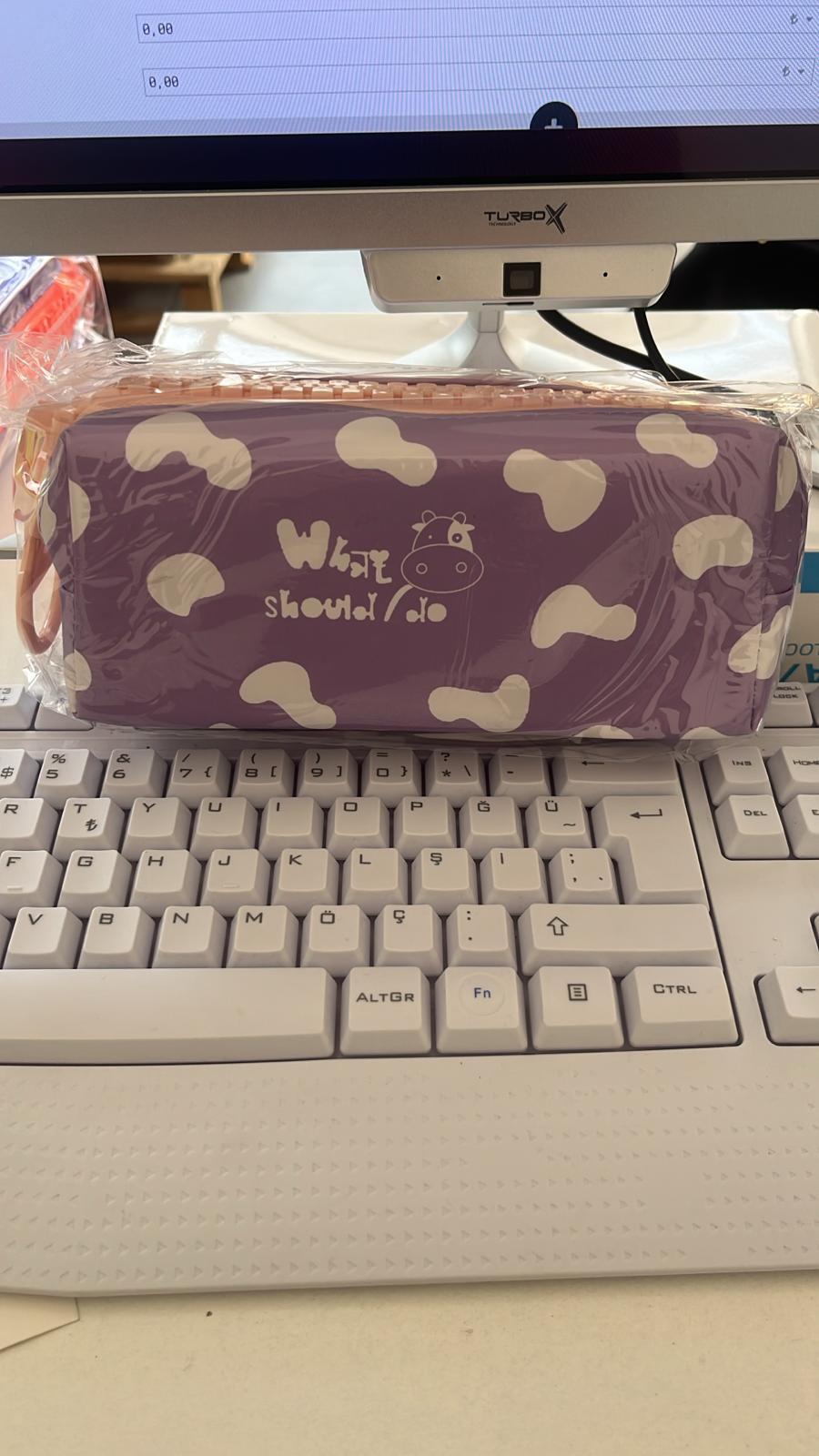 COW PATTERN GENİŞ FERMUAR KALEM KUTU