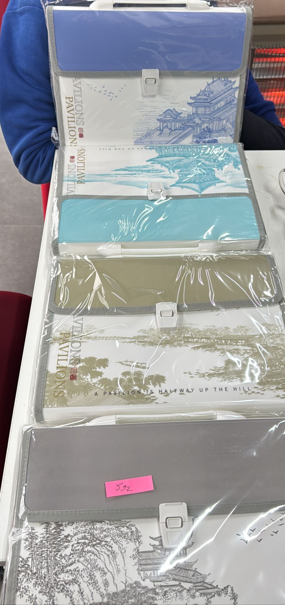 DOĞA DESENLİ 13 BÖLMELİ AKORDİYON DOSYA